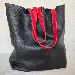 ROOTS Black Pebbled Leather Tote w/ Red Handles Light Carryall Shoulder Bag 🇨🇦